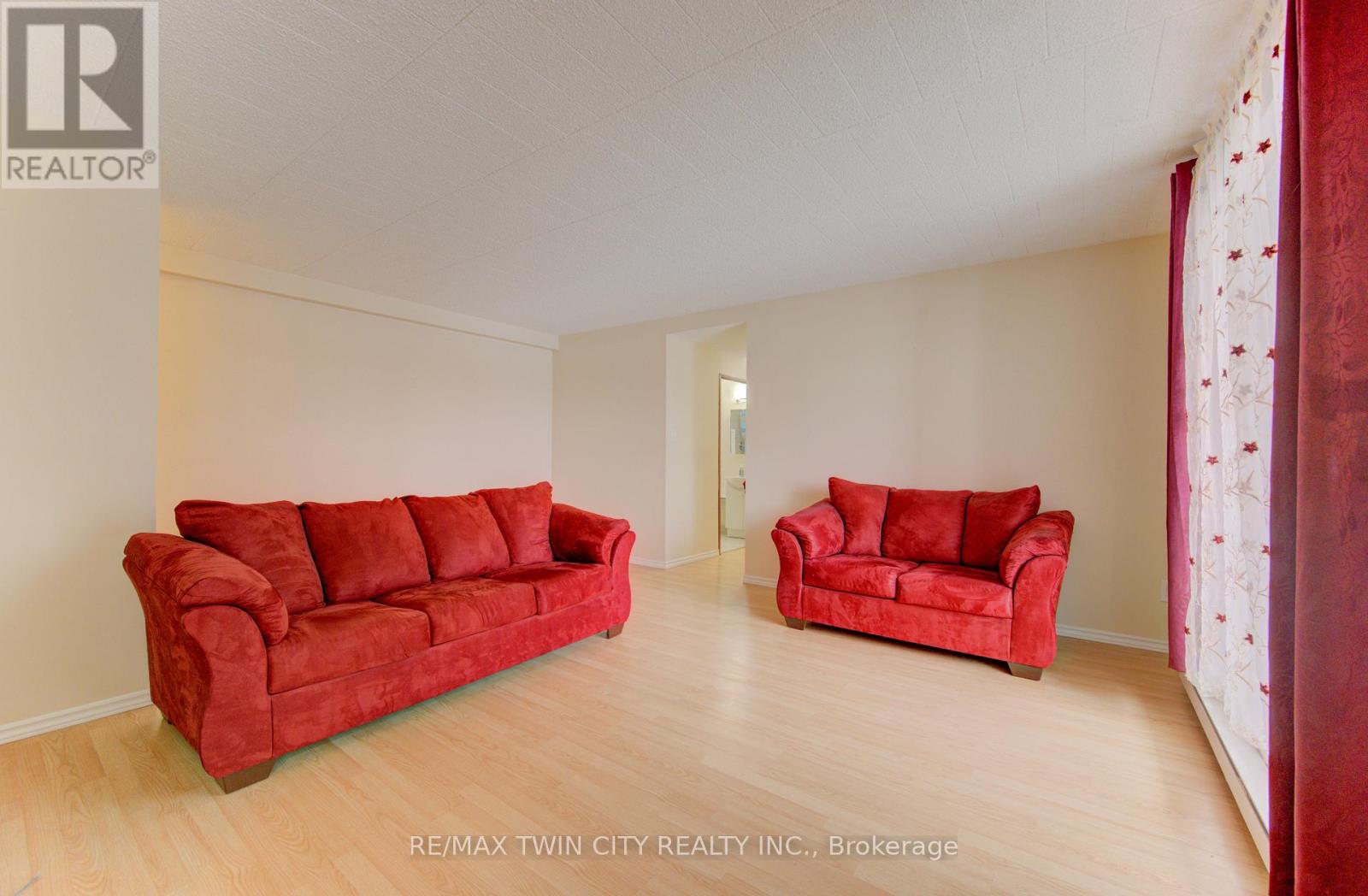 305 - 24 Mooregate Crescent, Kitchener, Ontario  N2M 2G1 - Photo 15 - X12824626