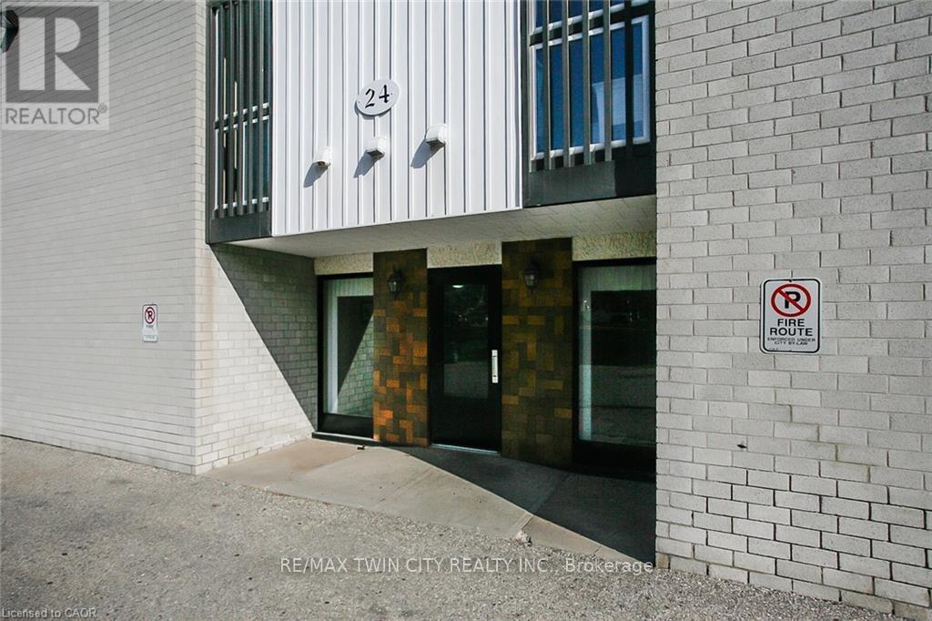 305 - 24 Mooregate Crescent, Kitchener, Ontario  N2M 2G1 - Photo 4 - X12824626