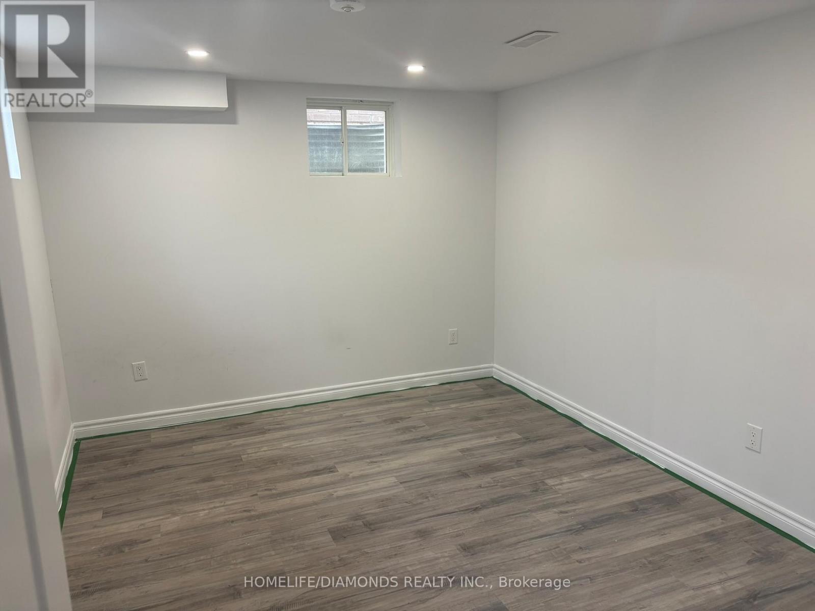 Lower - 111 Explorer Way, Thorold, Ontario  L2V 0K3 - Photo 10 - X12824628