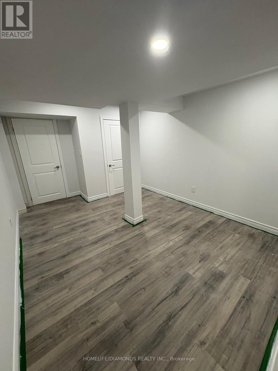 Lower - 111 Explorer Way, Thorold, Ontario  L2V 0K3 - Photo 7 - X12824628