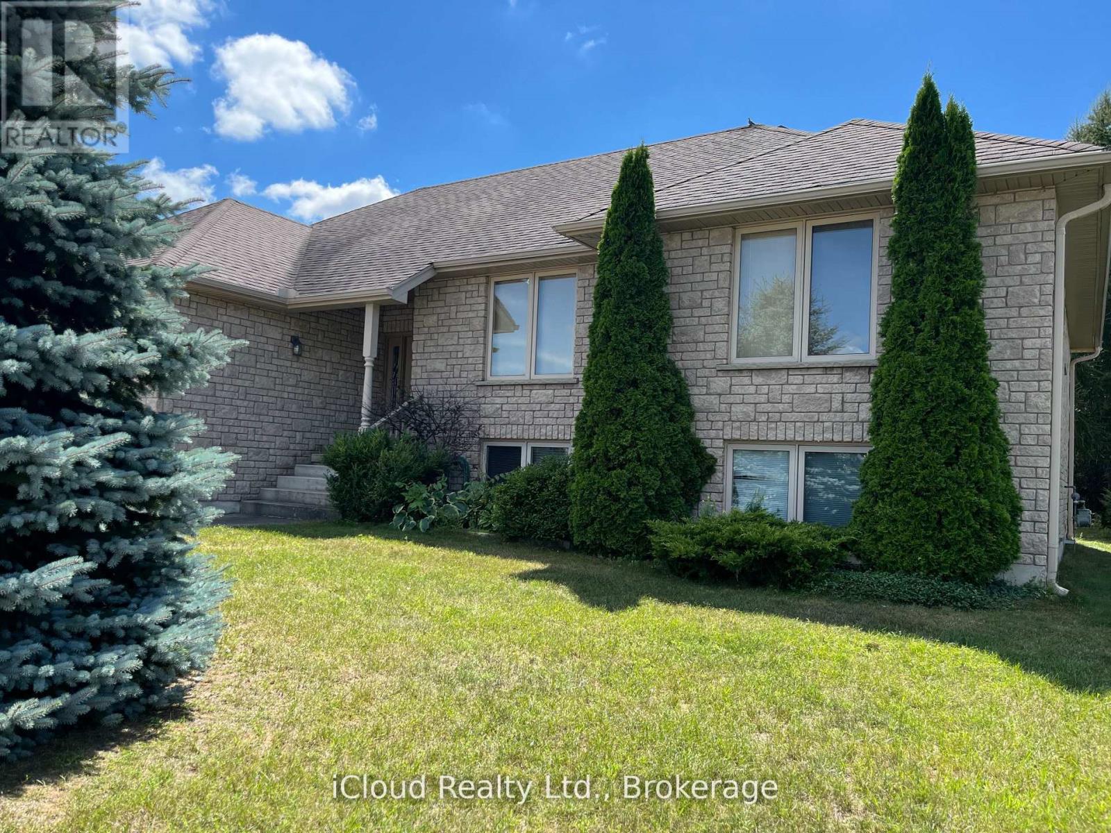 782 Brentwood Drive, Saugeen Shores, Ontario  N0H 2C4 - Photo 2 - X12824690