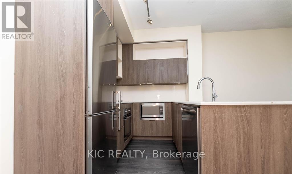 801 - 200 Sackville Street, Toronto, Ontario  M5A 3H1 - Photo 4 - C12683026