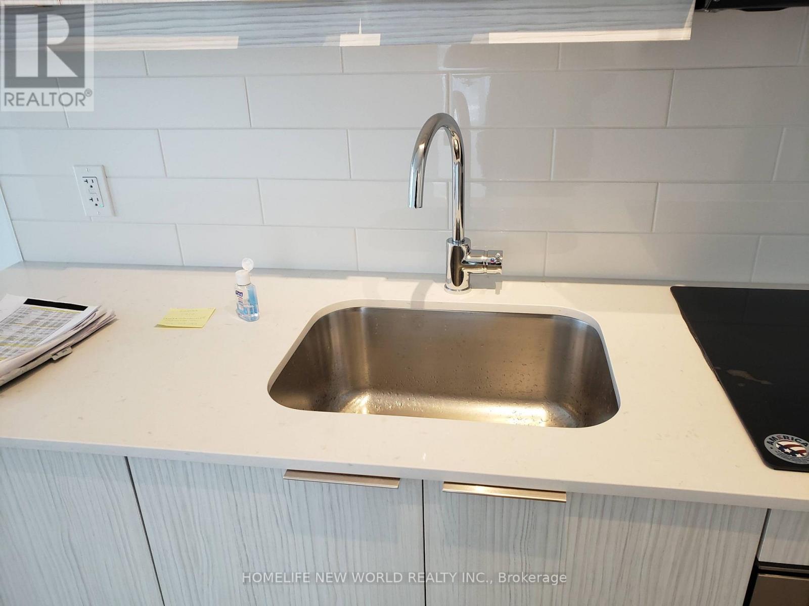 1210 - 36 Forest Manor Road, Toronto, Ontario  M2J 0H3 - Photo 7 - C12759994