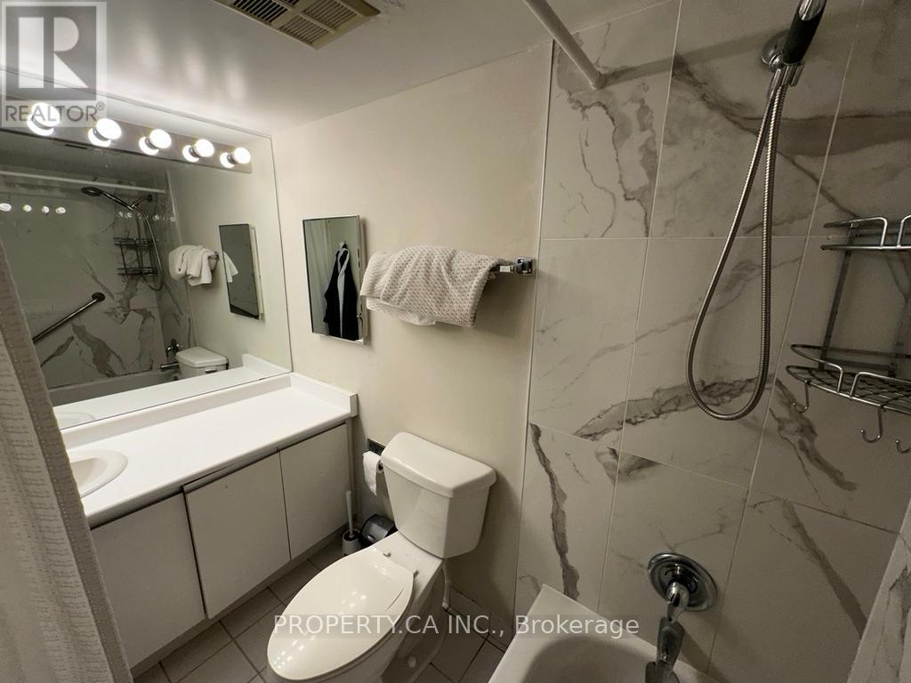 409 - 1101 Steeles Avenue W, Toronto (Westminster-Branson), Ontario  M2R 3W5 - Photo 21 - C12815600