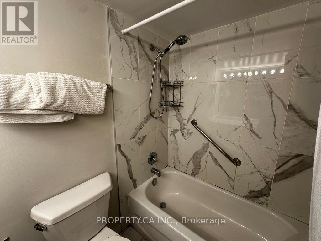 409 - 1101 Steeles Avenue W, Toronto (Westminster-Branson), Ontario  M2R 3W5 - Photo 20 - C12815600