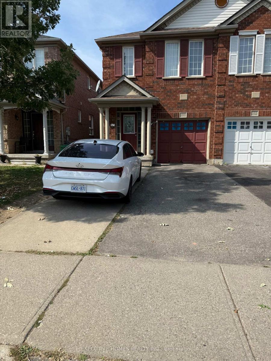 100 Sandcherry Crescent, Brampton, Ontario  L6R 3B2 - Photo 2 - W12812888