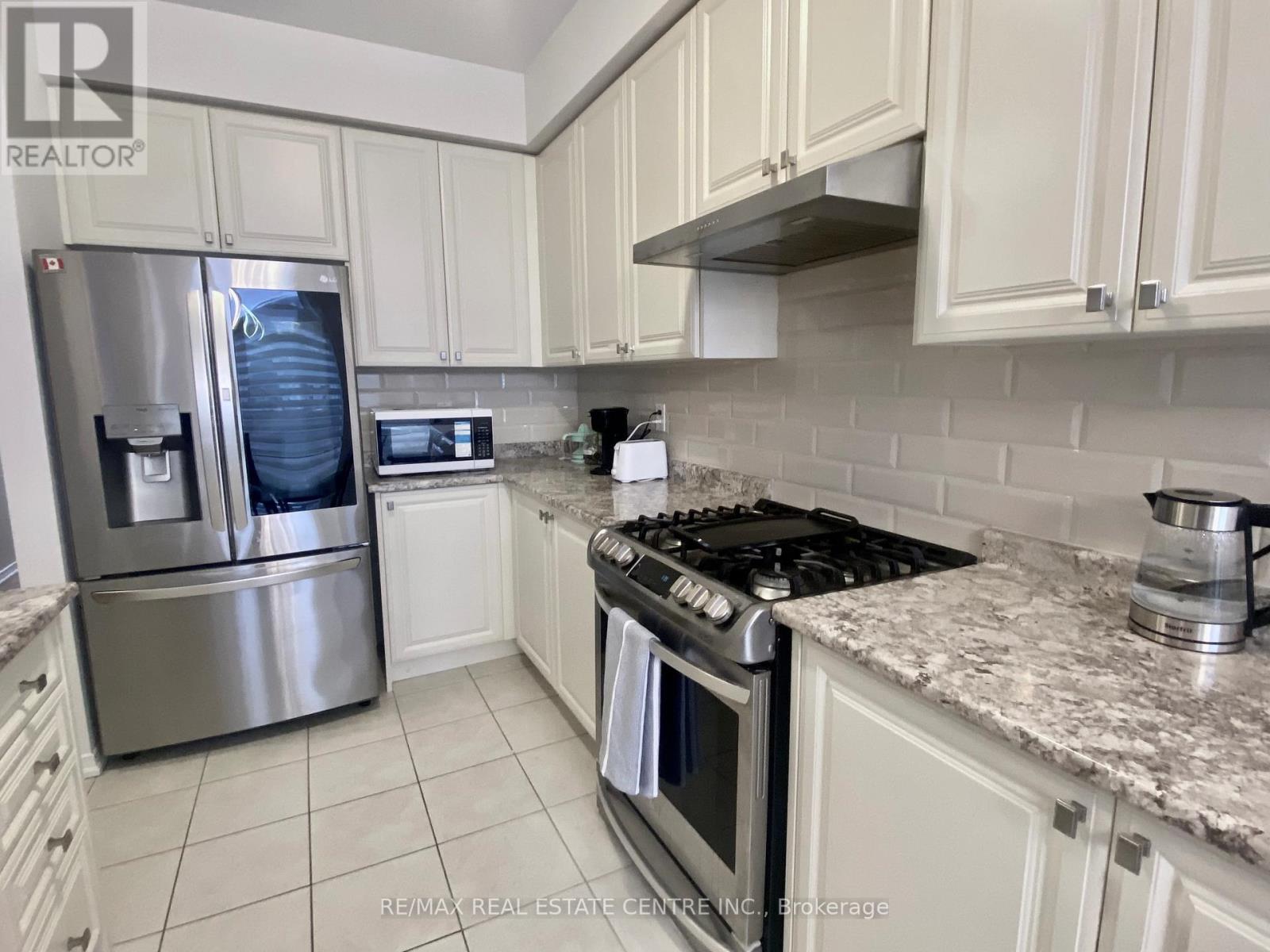 5 Tate Street, Brantford, Ontario  N3T 0R5 - Photo 9 - X12714496