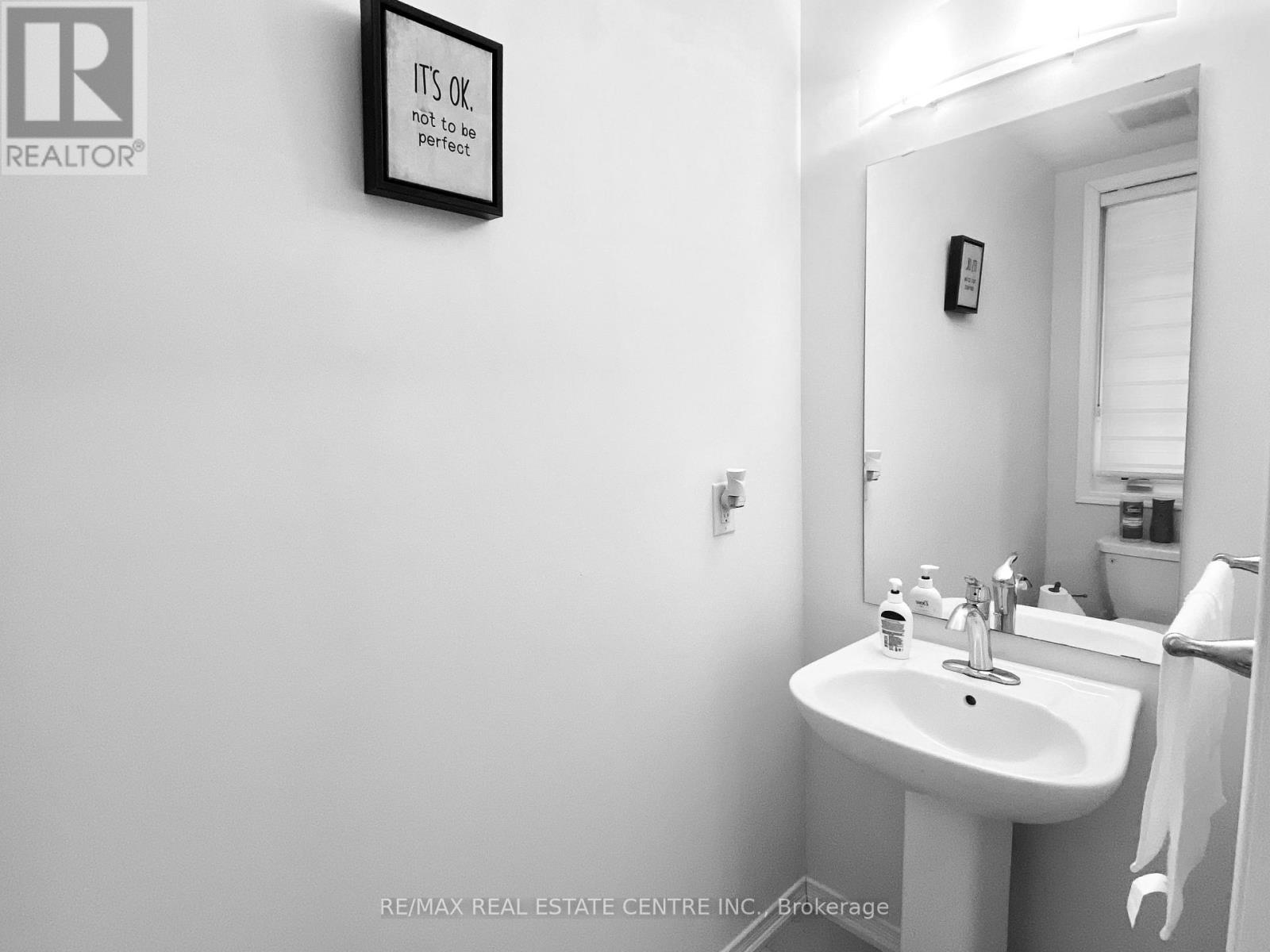 5 Tate Street, Brantford, Ontario  N3T 0R5 - Photo 4 - X12714496