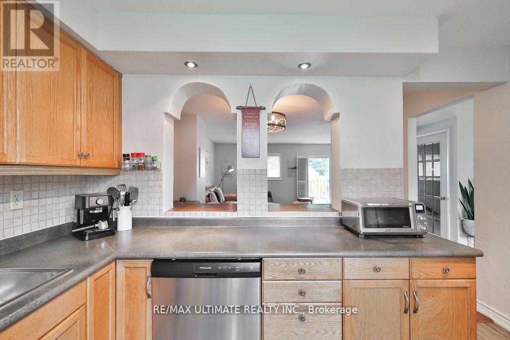 58 - 1050 Shawnmarr Road, Mississauga, Ontario  L5H 3V1 - Photo 11 - W12688358