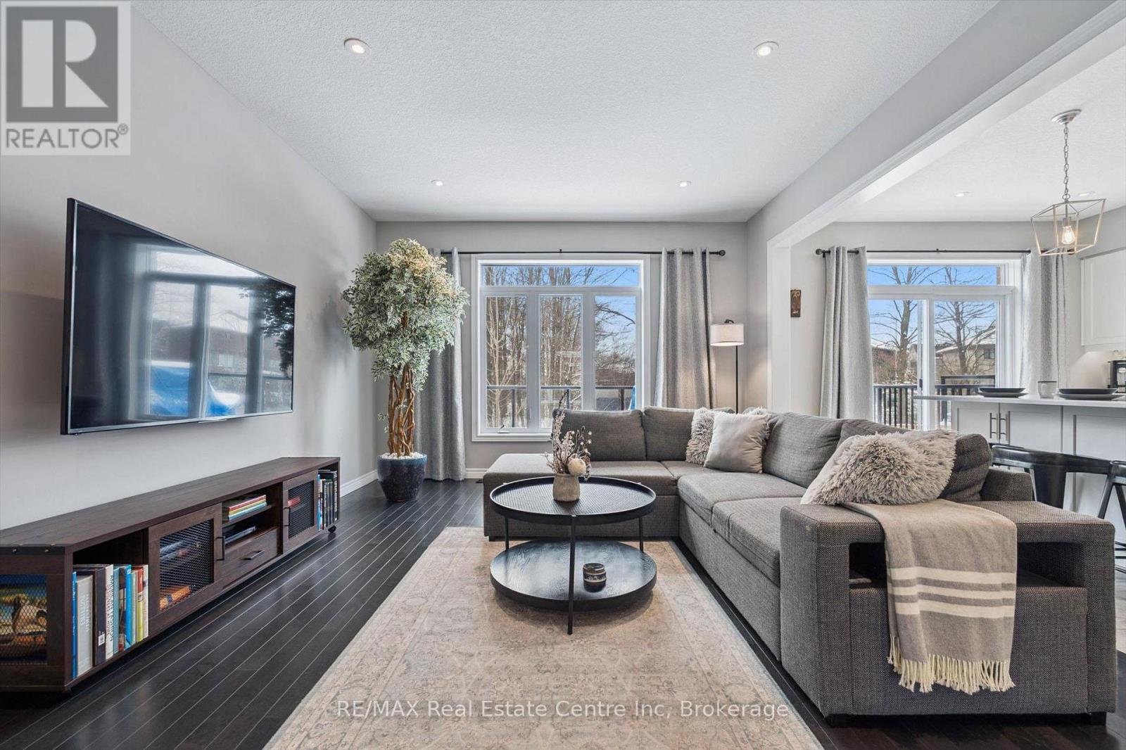 111 Ambrous Crescent, Guelph, Ontario  N1G 0E4 - Photo 7 - X12824766