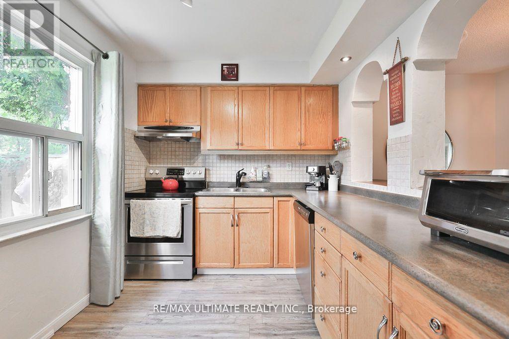 58 - 1050 Shawnmarr Road, Mississauga, Ontario  L5H 3V1 - Photo 10 - W12688358