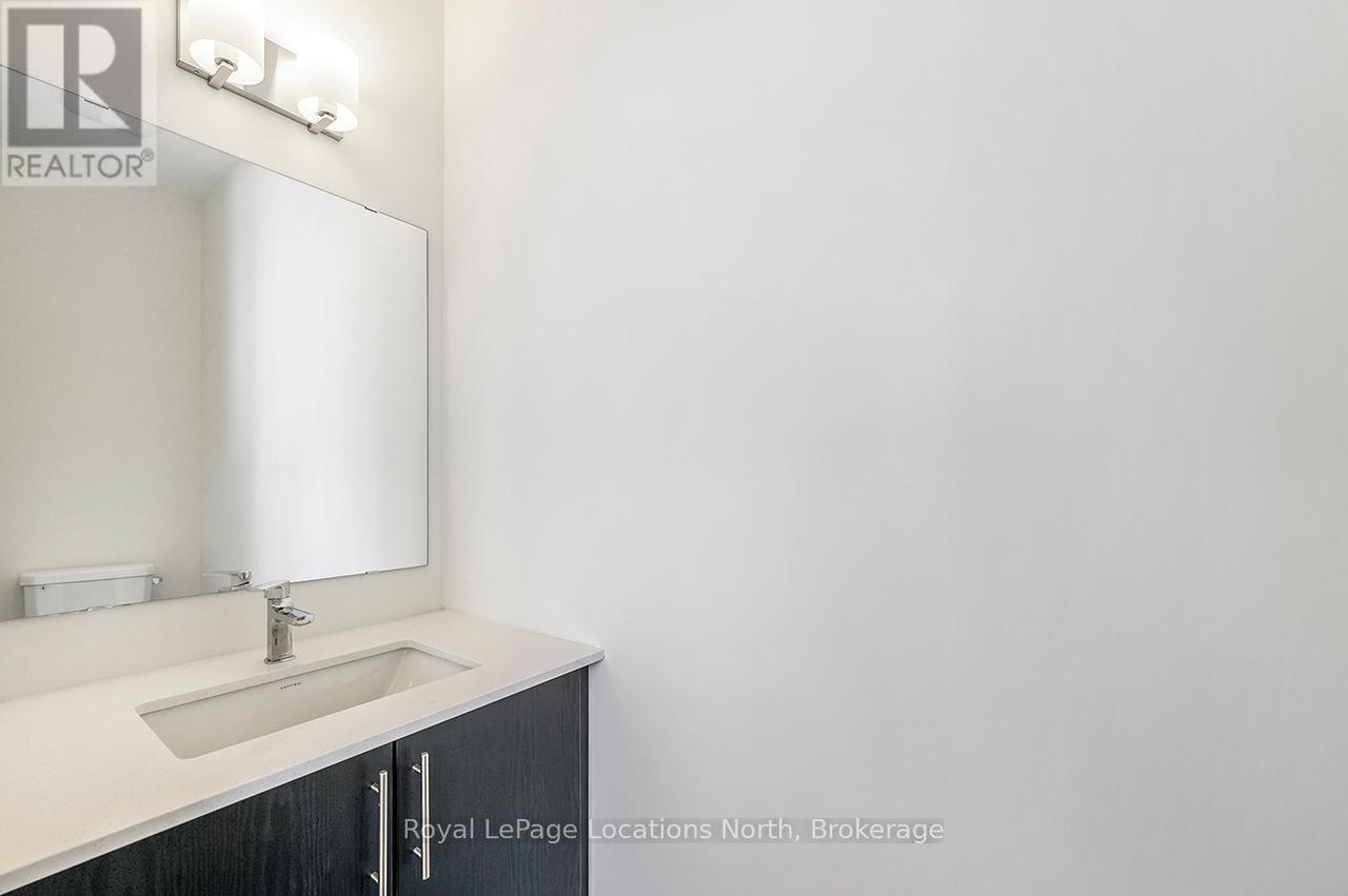 111 Clement Lane, Blue Mountains, Ontario N0H 1J0 - Photo 24 - X12824810