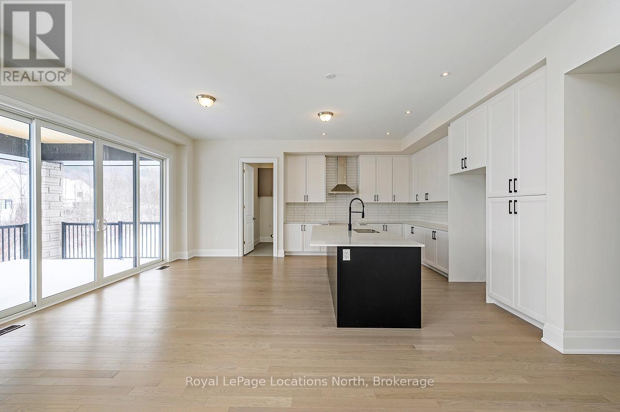 113 Clement Lane, Blue Mountains, Ontario  N0H 1J0 - Photo 7 - X12824812