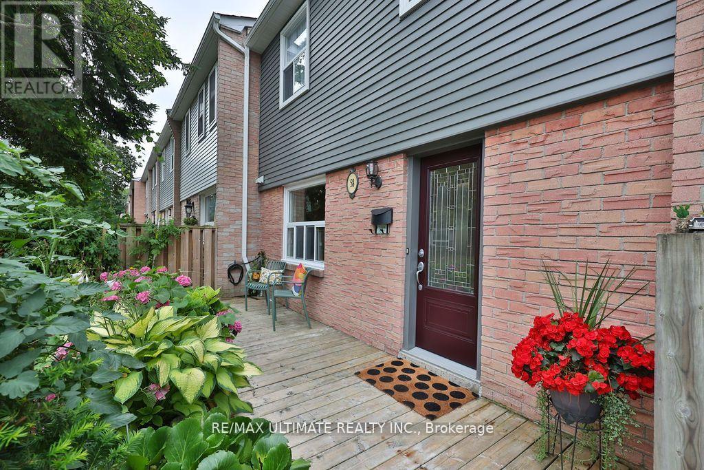 58 - 1050 Shawnmarr Road, Mississauga, Ontario  L5H 3V1 - Photo 2 - W12688358