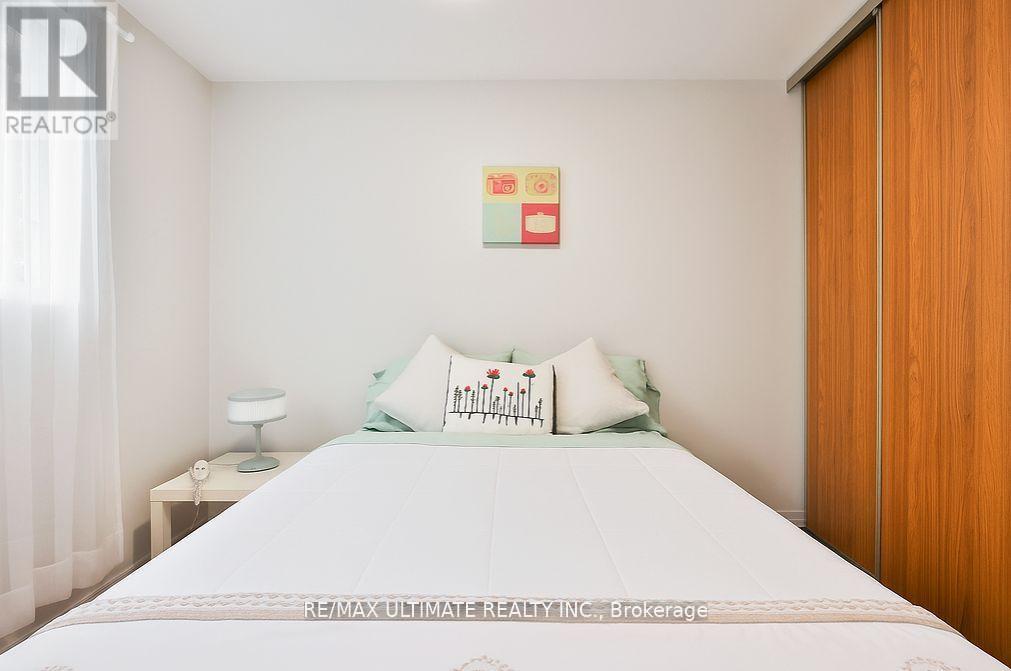 58 - 1050 Shawnmarr Road, Mississauga, Ontario  L5H 3V1 - Photo 17 - W12688358