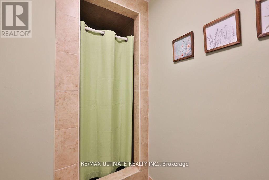 58 - 1050 Shawnmarr Road, Mississauga, Ontario  L5H 3V1 - Photo 36 - W12688358