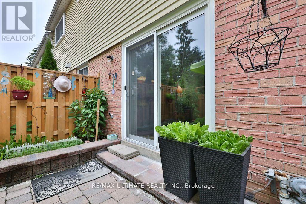 58 - 1050 Shawnmarr Road, Mississauga, Ontario  L5H 3V1 - Photo 40 - W12688358