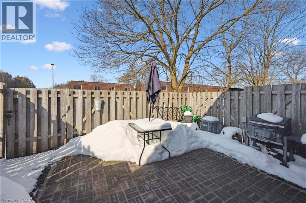 120 Country Club Drive Unit# 9, Guelph, Ontario  N1E 3K7 - Photo 30 - 40805882