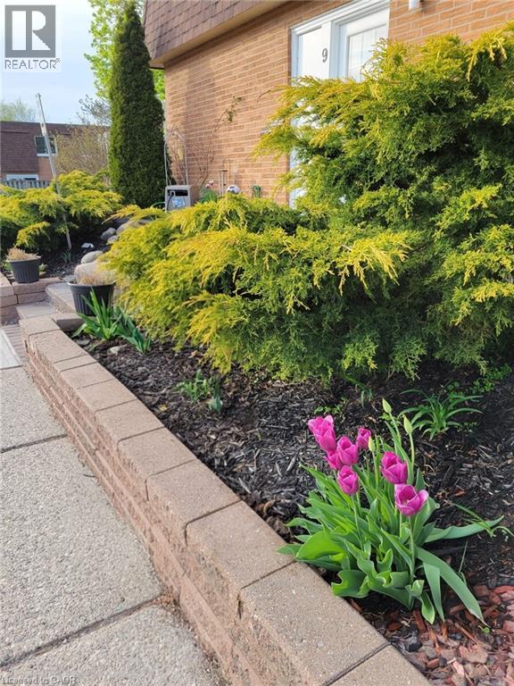 120 Country Club Drive Unit# 9, Guelph, Ontario  N1E 3K7 - Photo 38 - 40805882