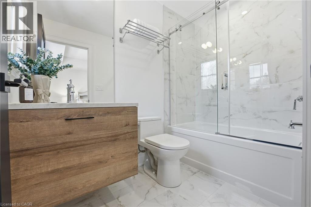 2265 Lakeshore Road Unit# 3, Burlington, Ontario  L7R 1B1 - Photo 30 - 40806618