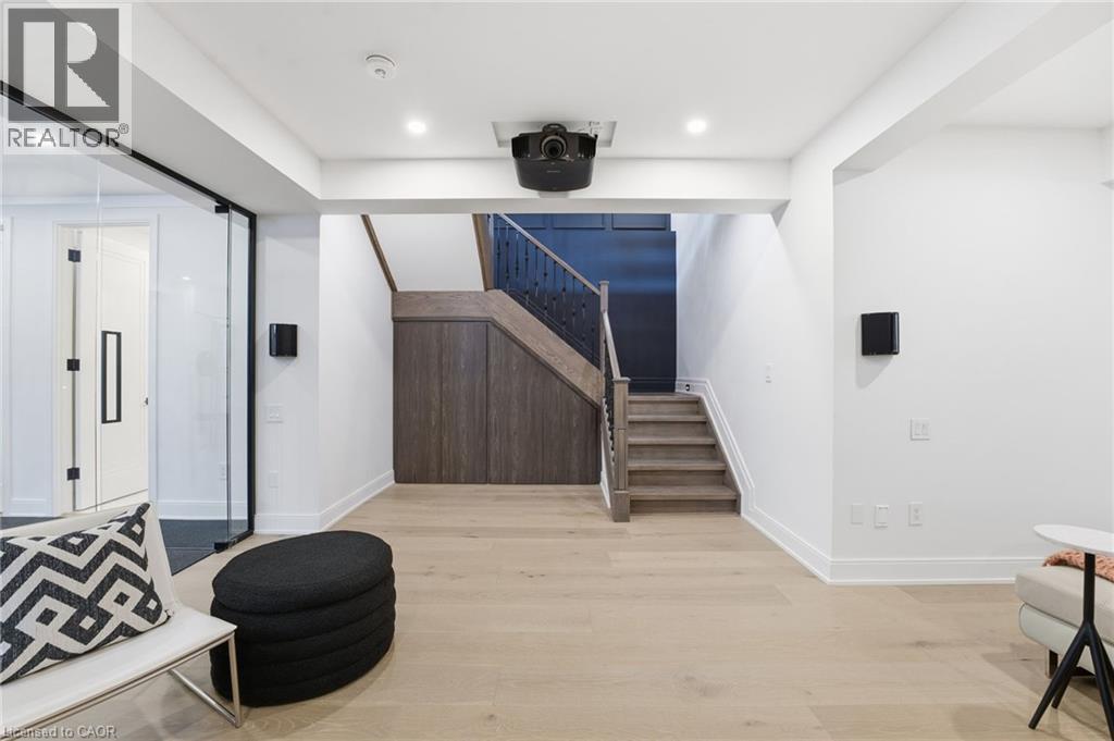 2265 Lakeshore Road Unit# 3, Burlington, Ontario  L7R 1B1 - Photo 38 - 40806618