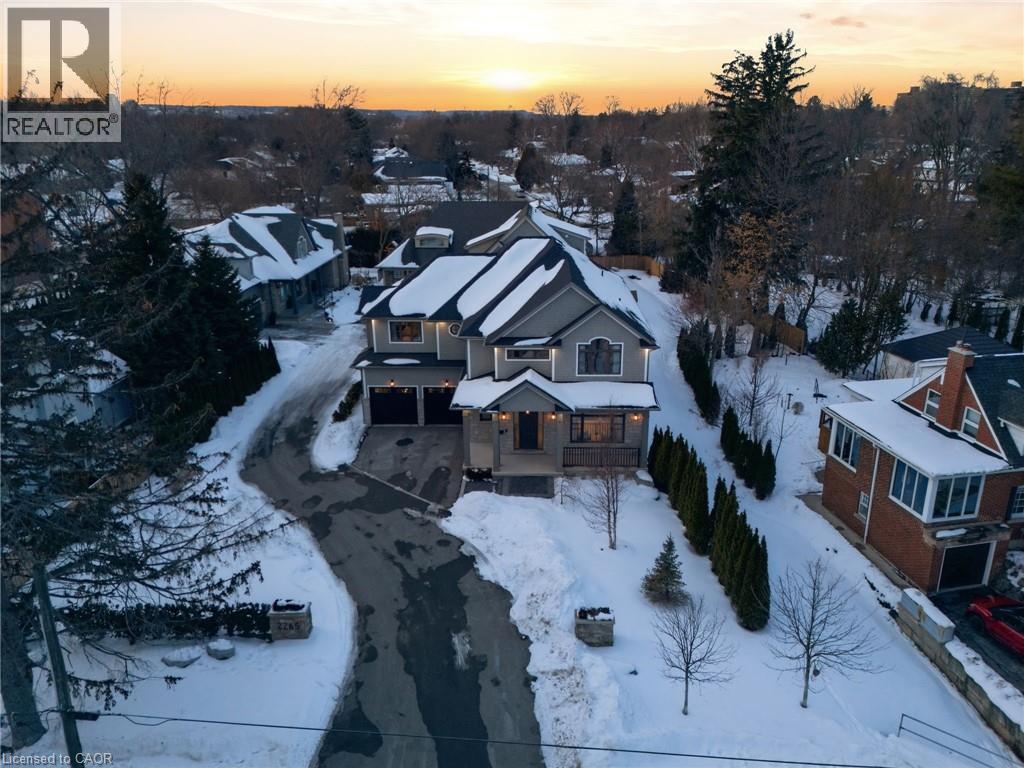 2265 Lakeshore Road Unit# 3, Burlington, Ontario  L7R 1B1 - Photo 50 - 40806618