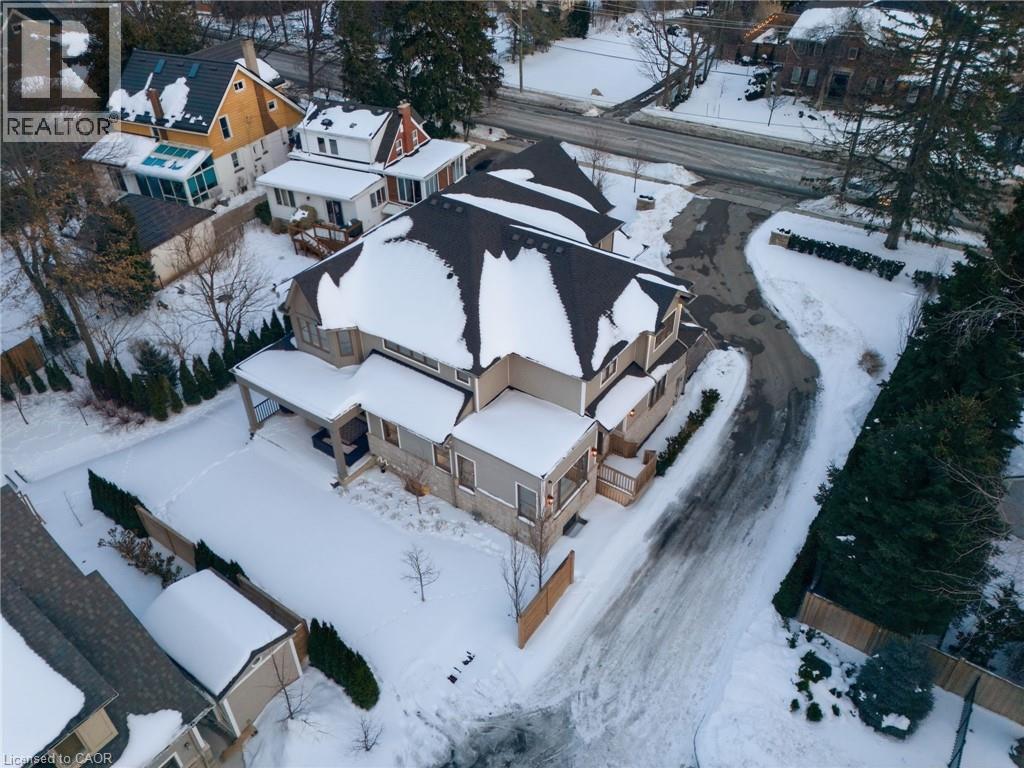 2265 Lakeshore Road Unit# 3, Burlington, Ontario  L7R 1B1 - Photo 49 - 40806618