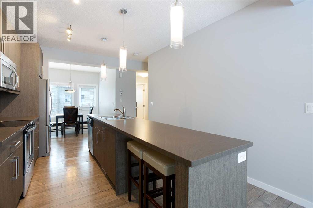 227 Marquis Lane Se, Calgary, Alberta  T3M 2G8 - Photo 4 - A2279612