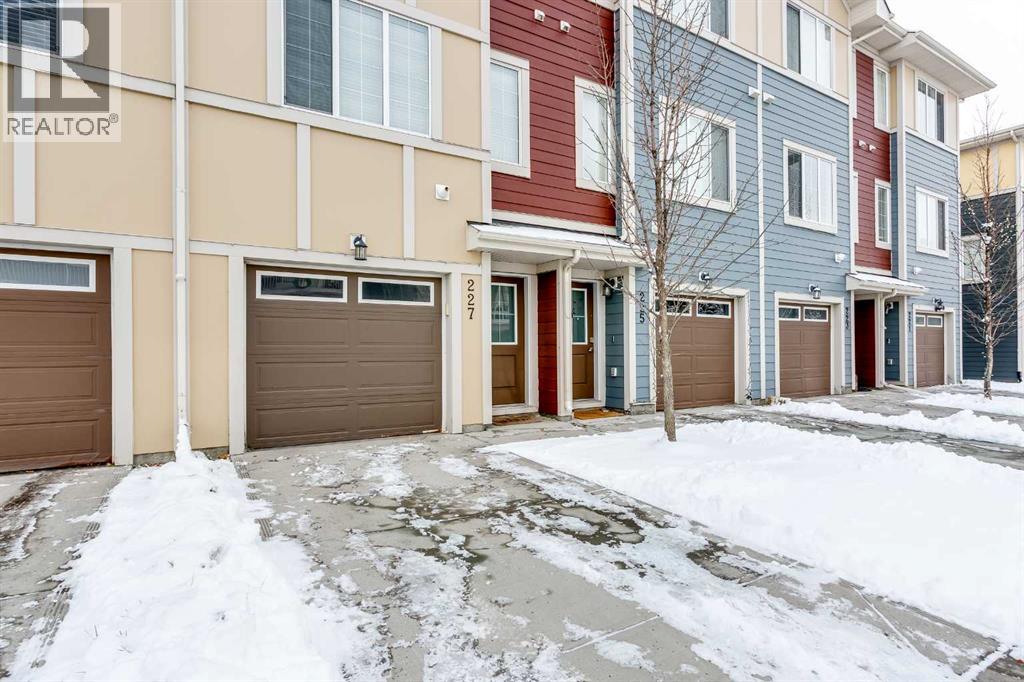 227 Marquis Lane Se, Calgary, Alberta  T3M 2G8 - Photo 29 - A2279612