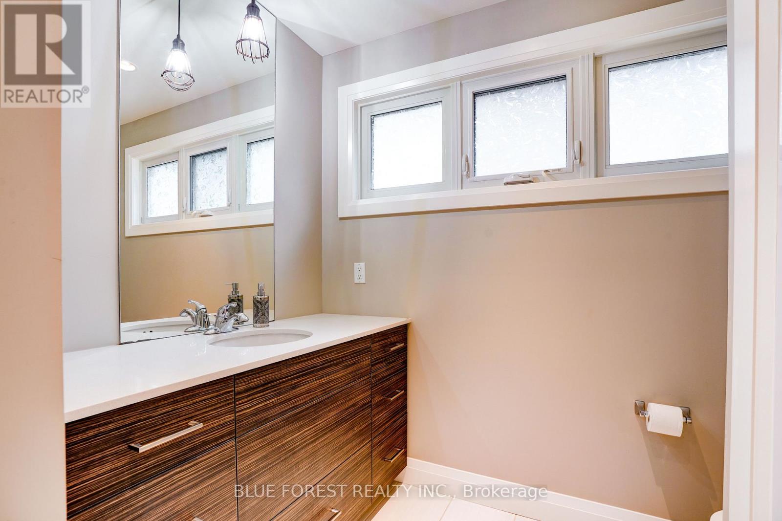 1511 North Wenige Drive, London North, Ontario  N5X 0J4 - Photo 34 - X12824720