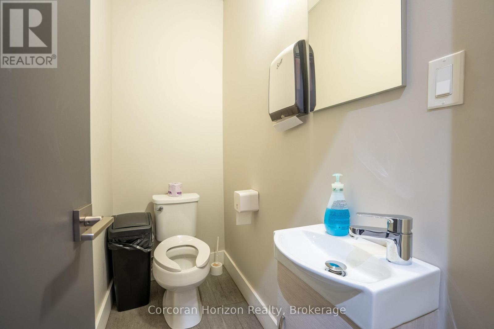 201a - 12 James Street N, Hamilton, Ontario  L8R 2J9 - Photo 20 - X12824862