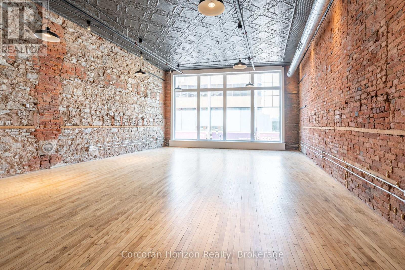 201a - 12 James Street N, Hamilton, Ontario  L8R 2J9 - Photo 6 - X12824862