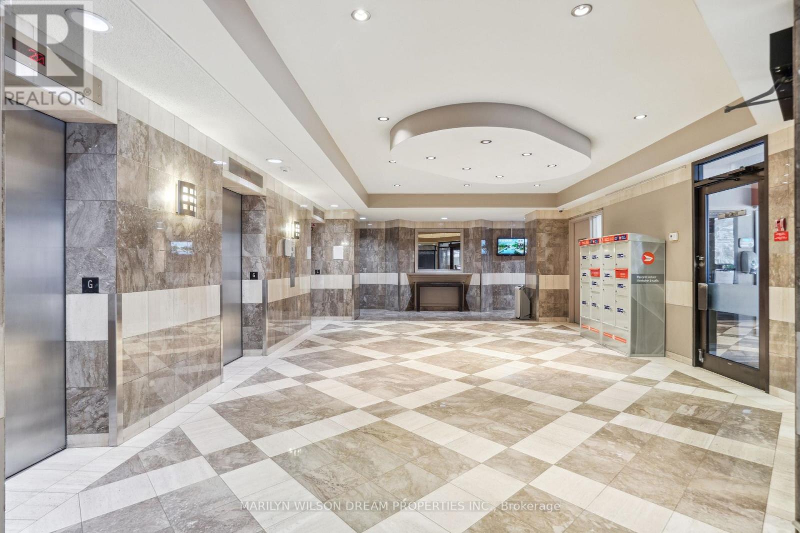 1410 - 199 Kent Street, Ottawa, Ontario K2P 2K8 - Photo 3 - X12824750