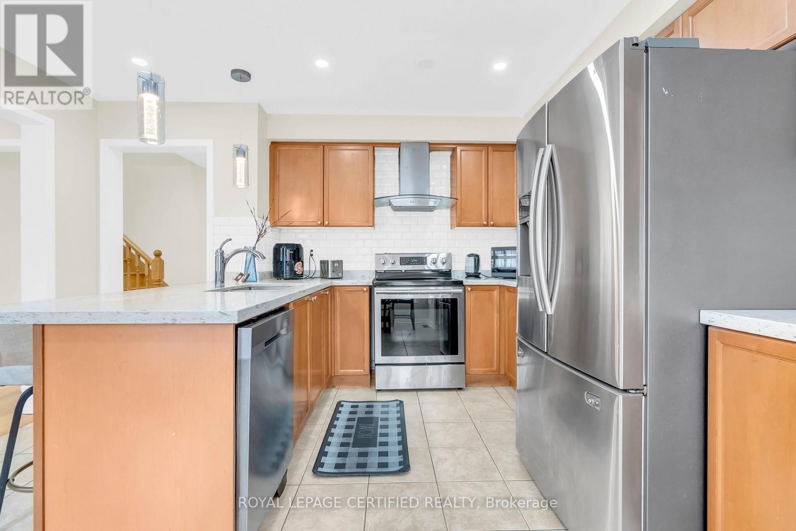 11 Ponymeadow Way, Brampton, Ontario  L6X 0M2 - Photo 11 - W12806638