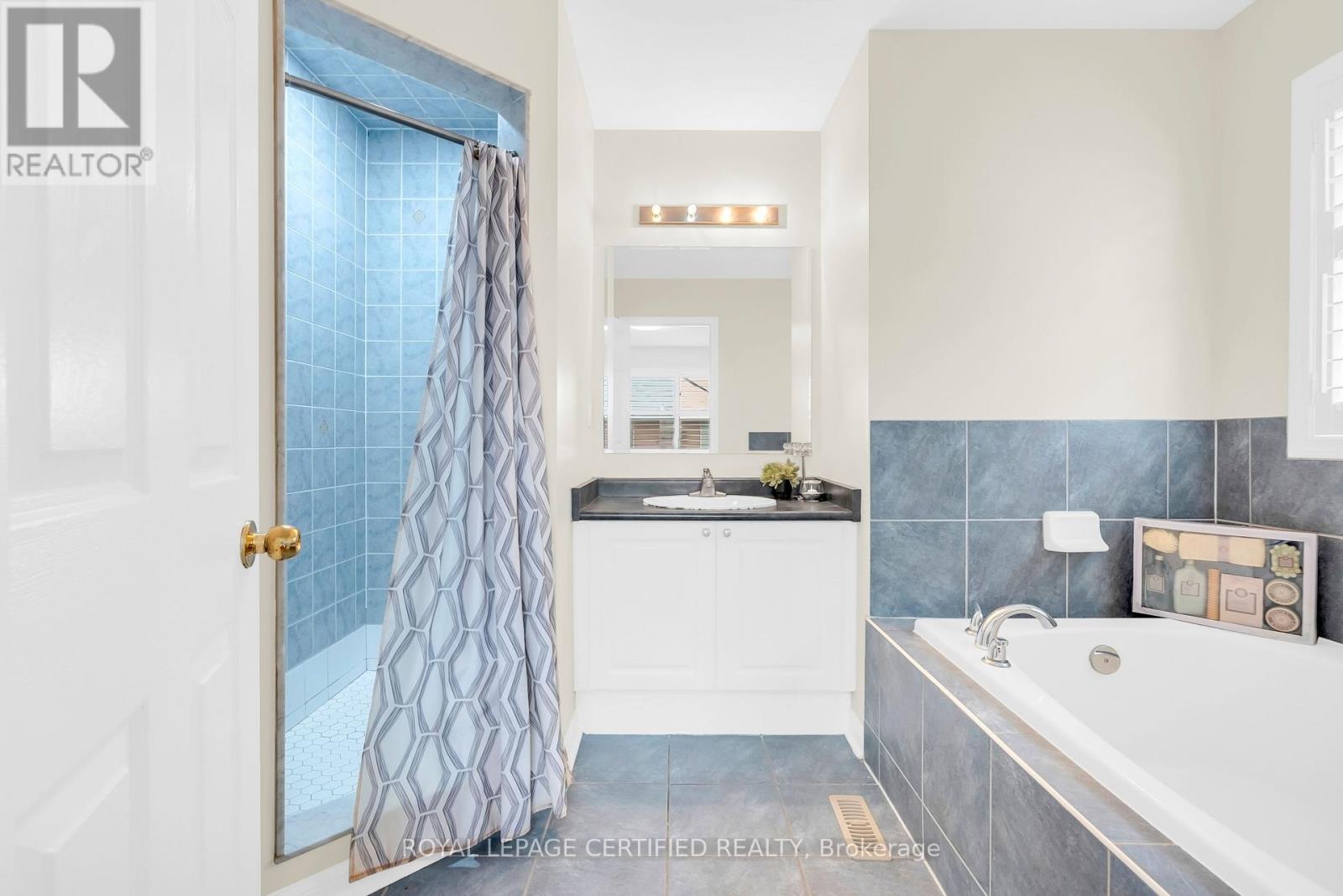 11 Ponymeadow Way, Brampton, Ontario  L6X 0M2 - Photo 22 - W12806638