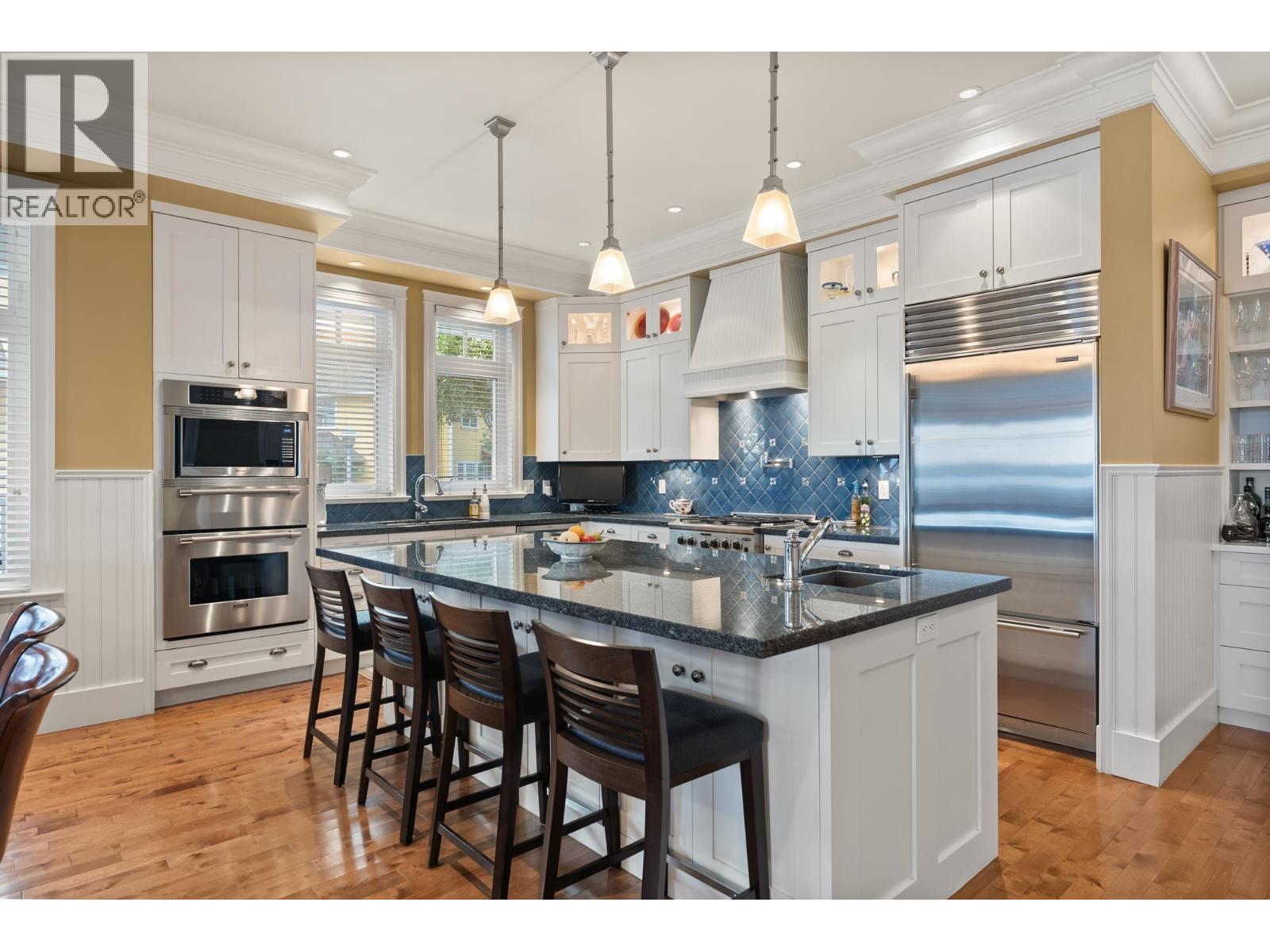 Listing Picture 12 of 38 : 6461 DYKE ROAD, Richmond / 烈治文 - 魯藝地產 Yvonne Lu Group - MLS Medallion Club Member