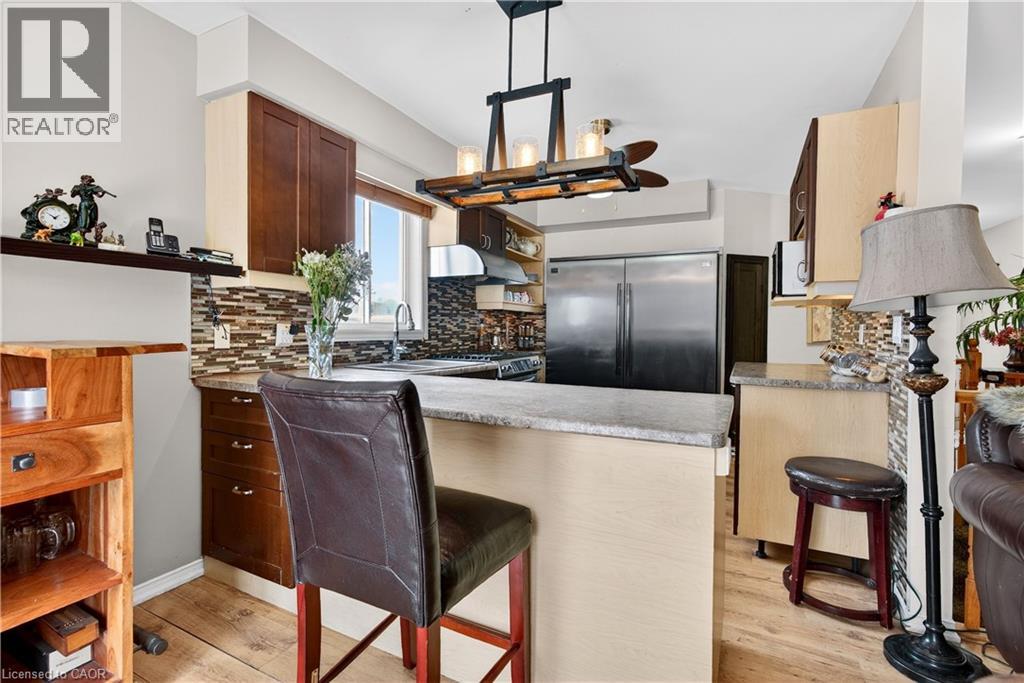 2 Evergreen Court, Brantford, Ontario  N3T 6J5 - Photo 14 - 40807107