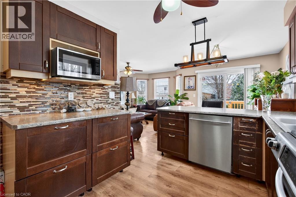 2 Evergreen Court, Brantford, Ontario  N3T 6J5 - Photo 17 - 40807107