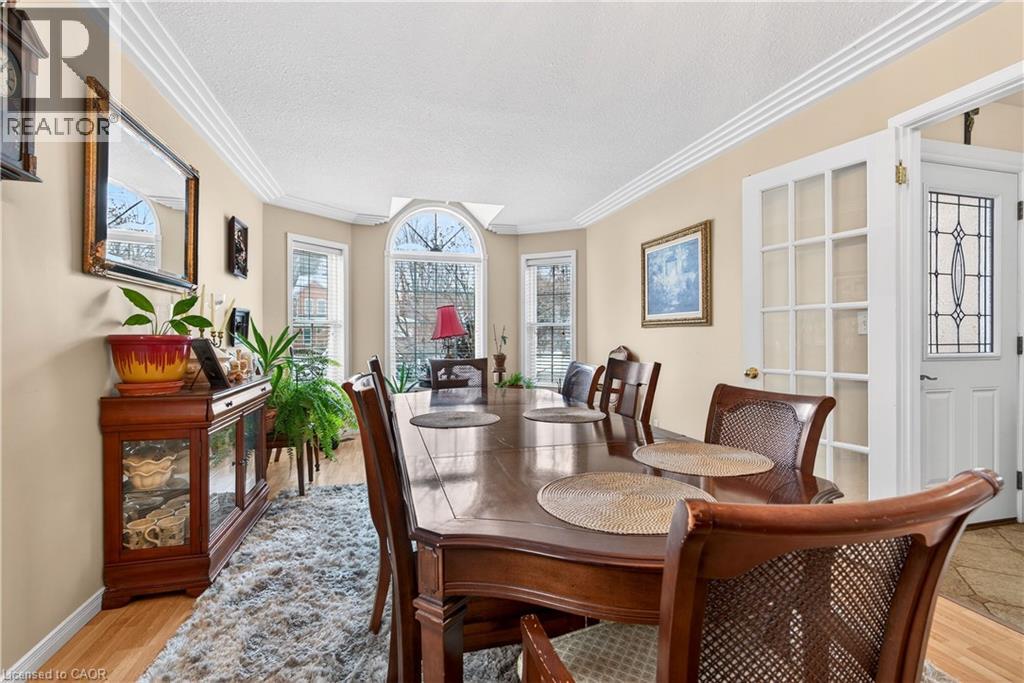 2 Evergreen Court, Brantford, Ontario  N3T 6J5 - Photo 8 - 40807107