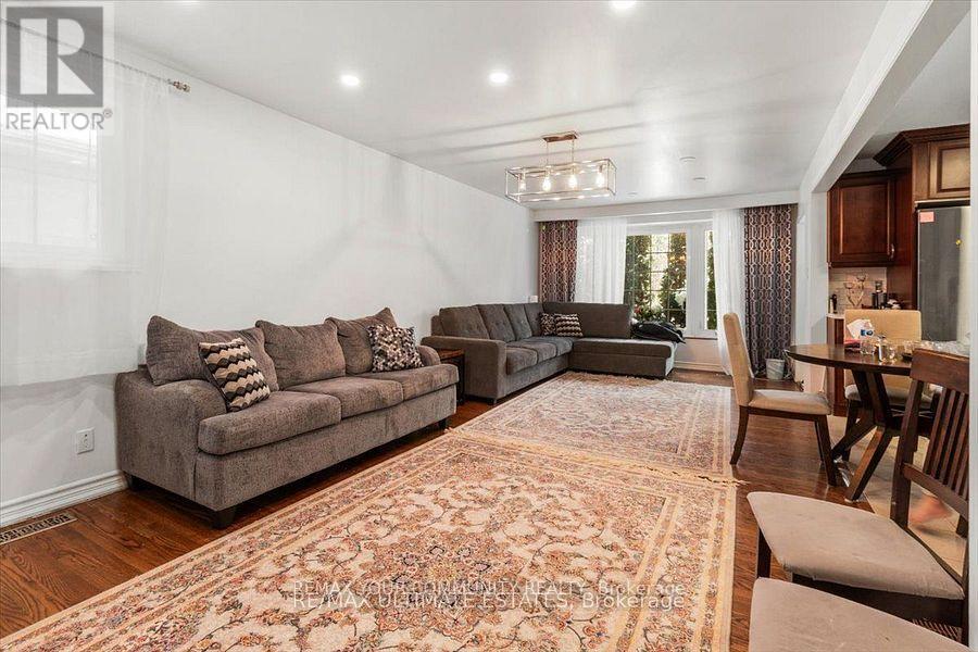 16 Cresthaven Drive, Toronto, Ontario  M2H 1L7 - Photo 12 - C12824854