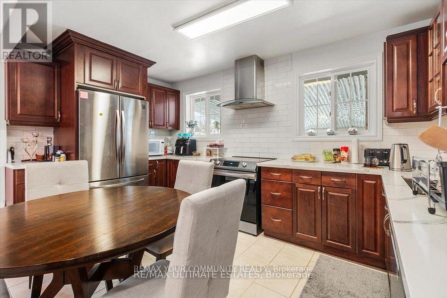 16 Cresthaven Drive, Toronto, Ontario  M2H 1L7 - Photo 8 - C12824854