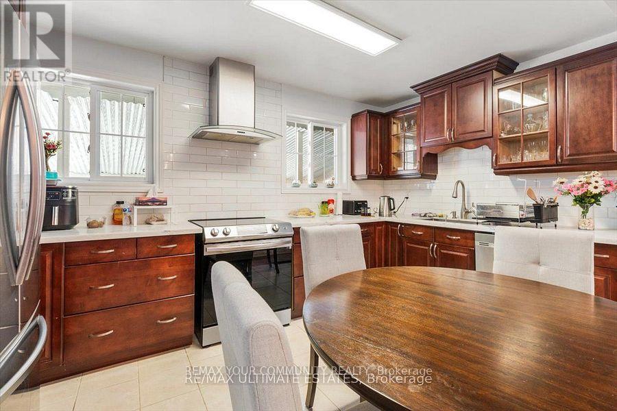 16 Cresthaven Drive, Toronto, Ontario  M2H 1L7 - Photo 9 - C12824854