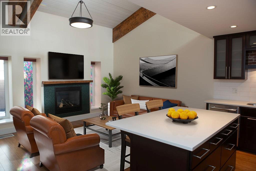 702 Fourth Street Unit# 4, Nelson, British Columbia  V1L 2S8 - Photo 4 - 10375583