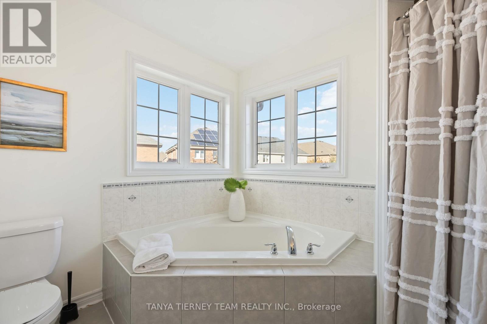 19 Ellerby Court, Whitby, Ontario  L1R 0K5 - Photo 27 - E12824758