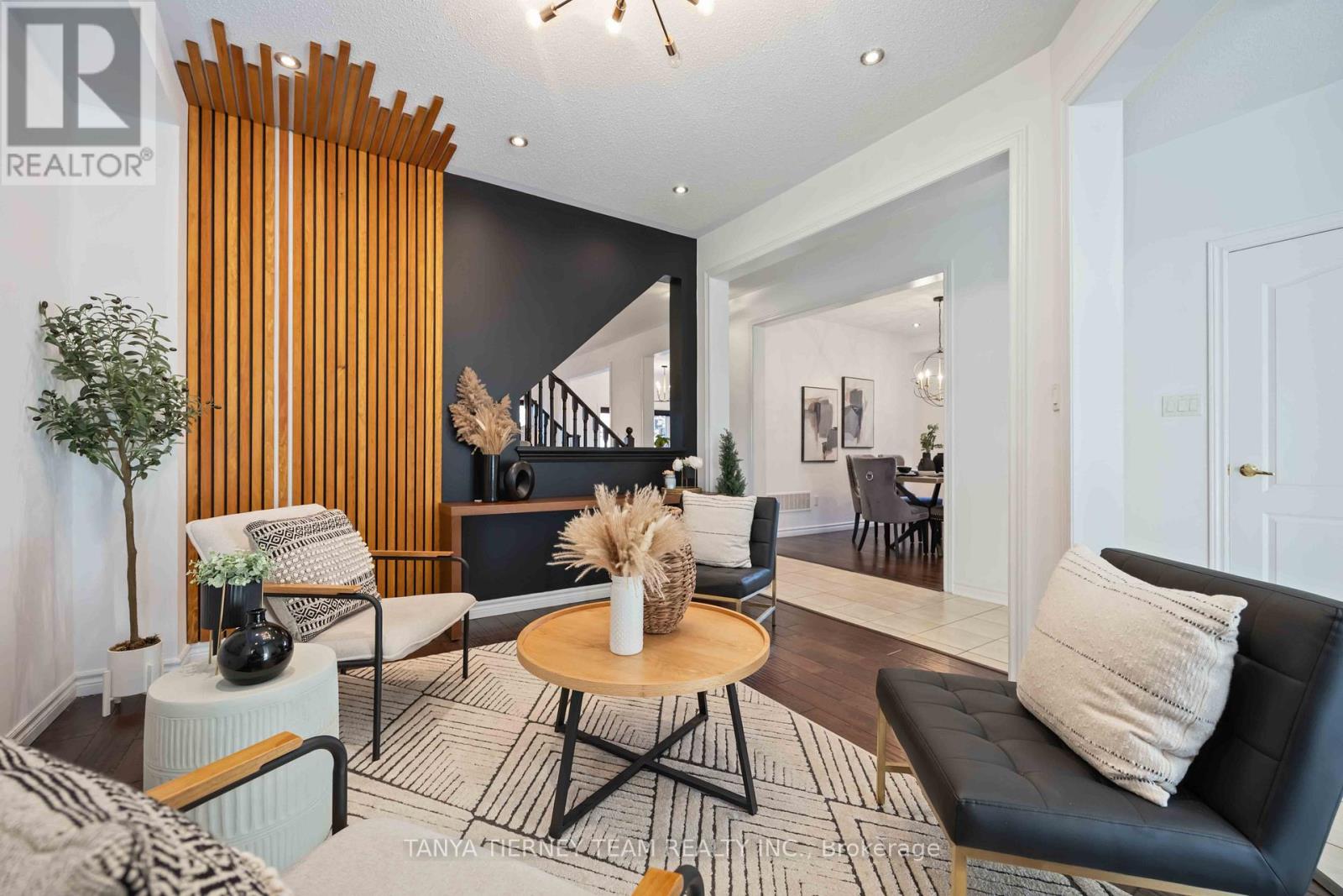 19 Ellerby Court, Whitby, Ontario  L1R 0K5 - Photo 6 - E12824758