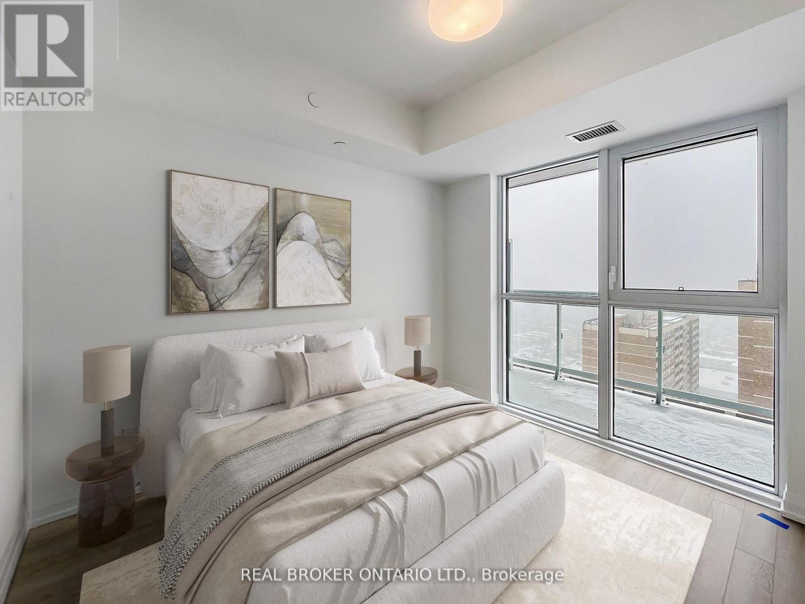 2705 - 286 Main Street, Toronto, Ontario  M4C 0B3 - Photo 3 - E12824786