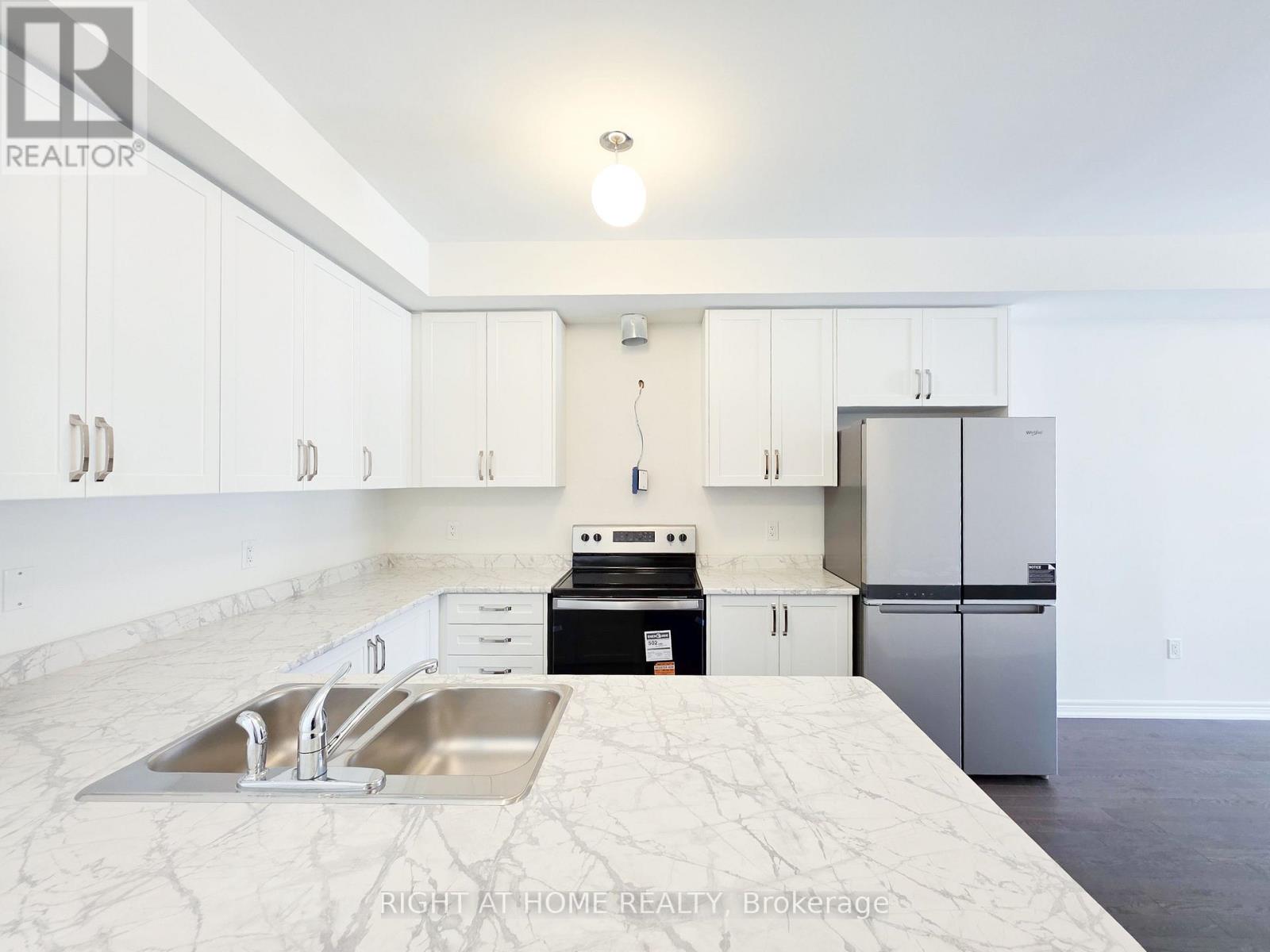 1256 Elizabeth Mackenzie Drive, Pickering, Ontario  L1V 2P8 - Photo 7 - E12824818