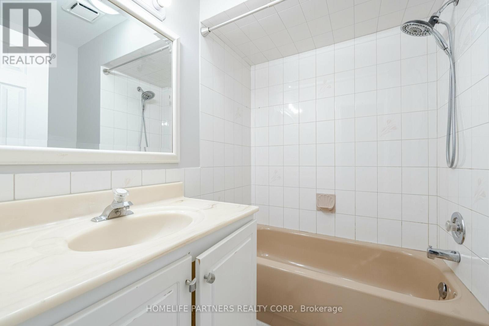 7930 Kipling Avenue, Vaughan, Ontario  L4L 1Z5 - Photo 30 - N12824764