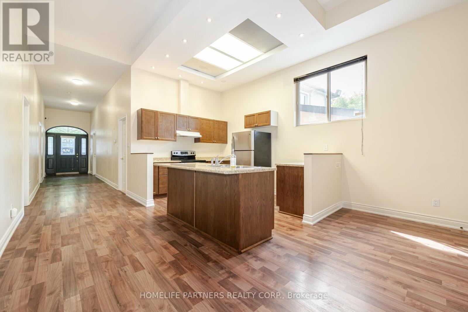 7930 Kipling Avenue, Vaughan, Ontario  L4L 1Z5 - Photo 38 - N12824764