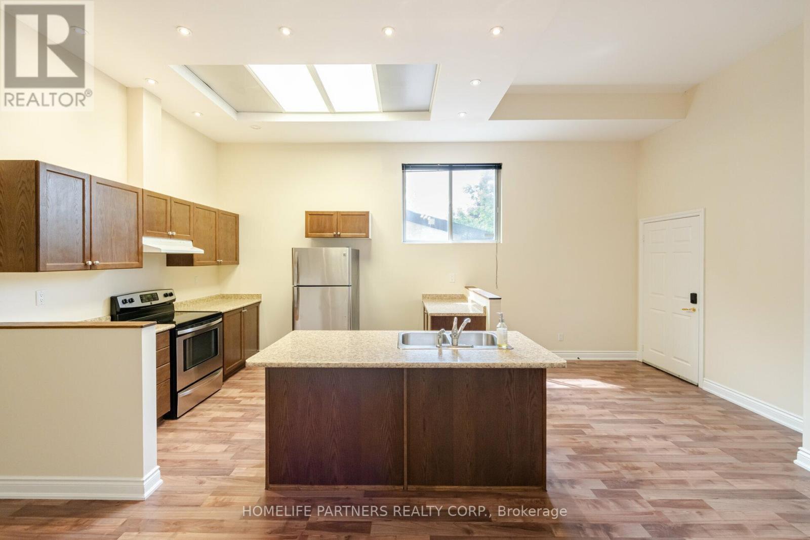 7930 Kipling Avenue, Vaughan, Ontario  L4L 1Z5 - Photo 40 - N12824764